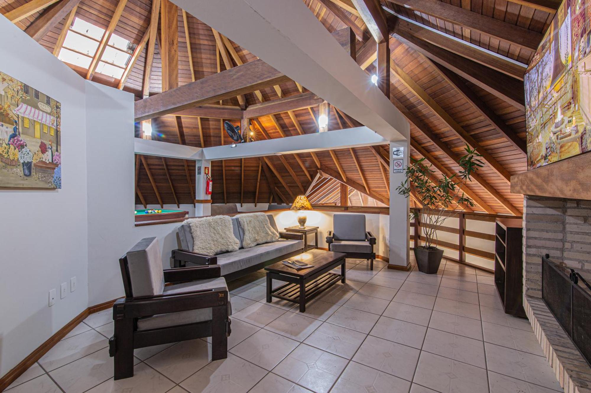 Pousada Villa Verde Canela Ngoại thất bức ảnh